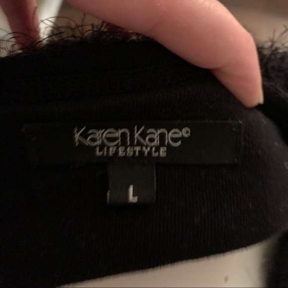 Karen Kane Soft Fuzzy Top - Picture 4 of 4